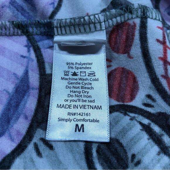 Luluroe nightmare before Christmas tshirt medium - Picture 7 of 9